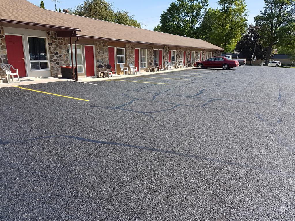 Westport Station Motel Экстерьер фото